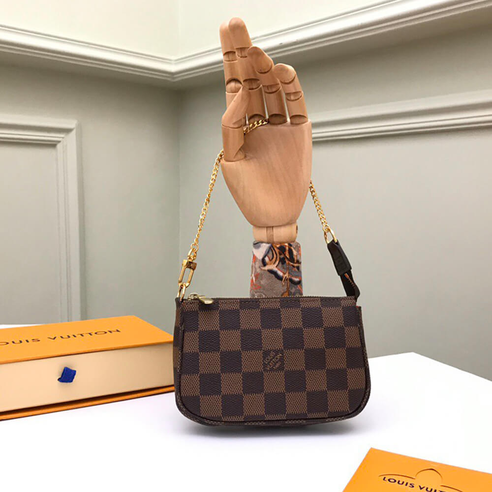 LV Mini Pochette Accessoires