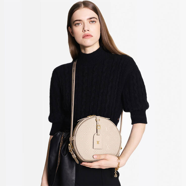 LV Boite Chapeau Souple MM Handbag