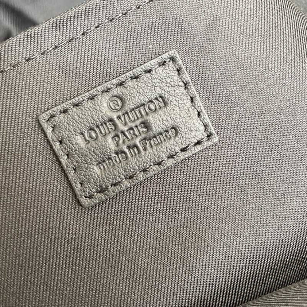 l**is V*t*n palm springs pm