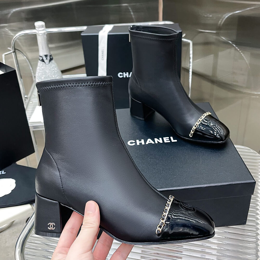 Ch*el short boots