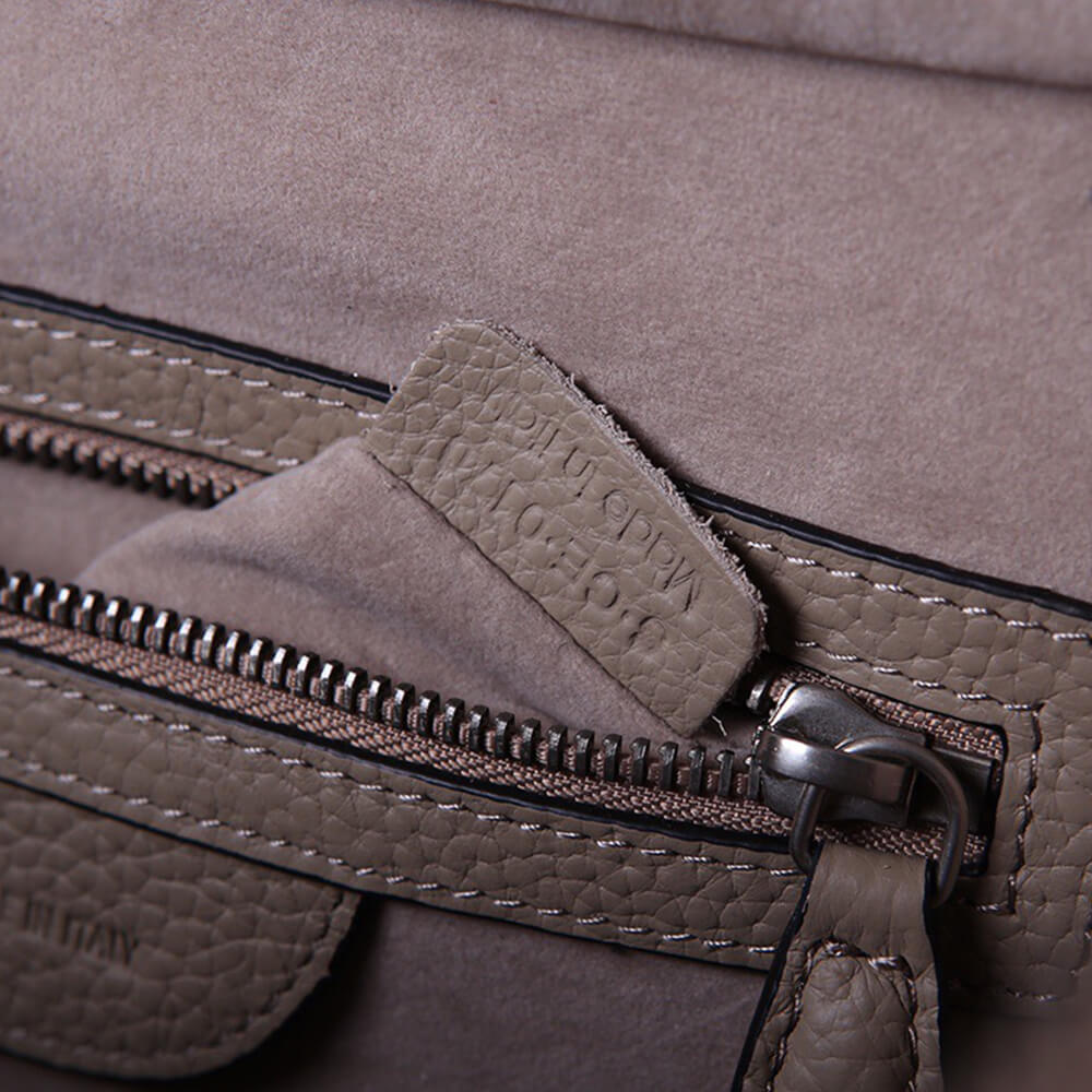 Ce**e micro luggage handbag in calfskin