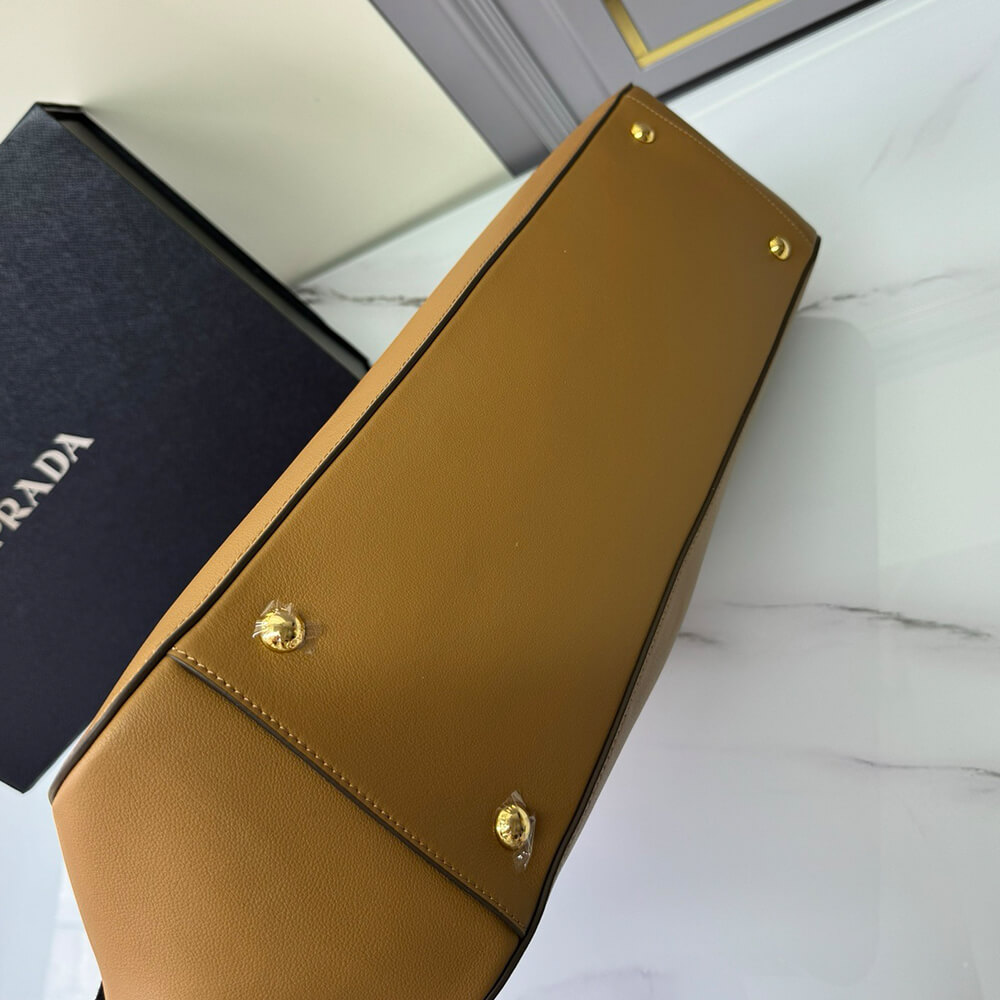 Pra*a large leather tote bag with zipper closure(high-end grade)