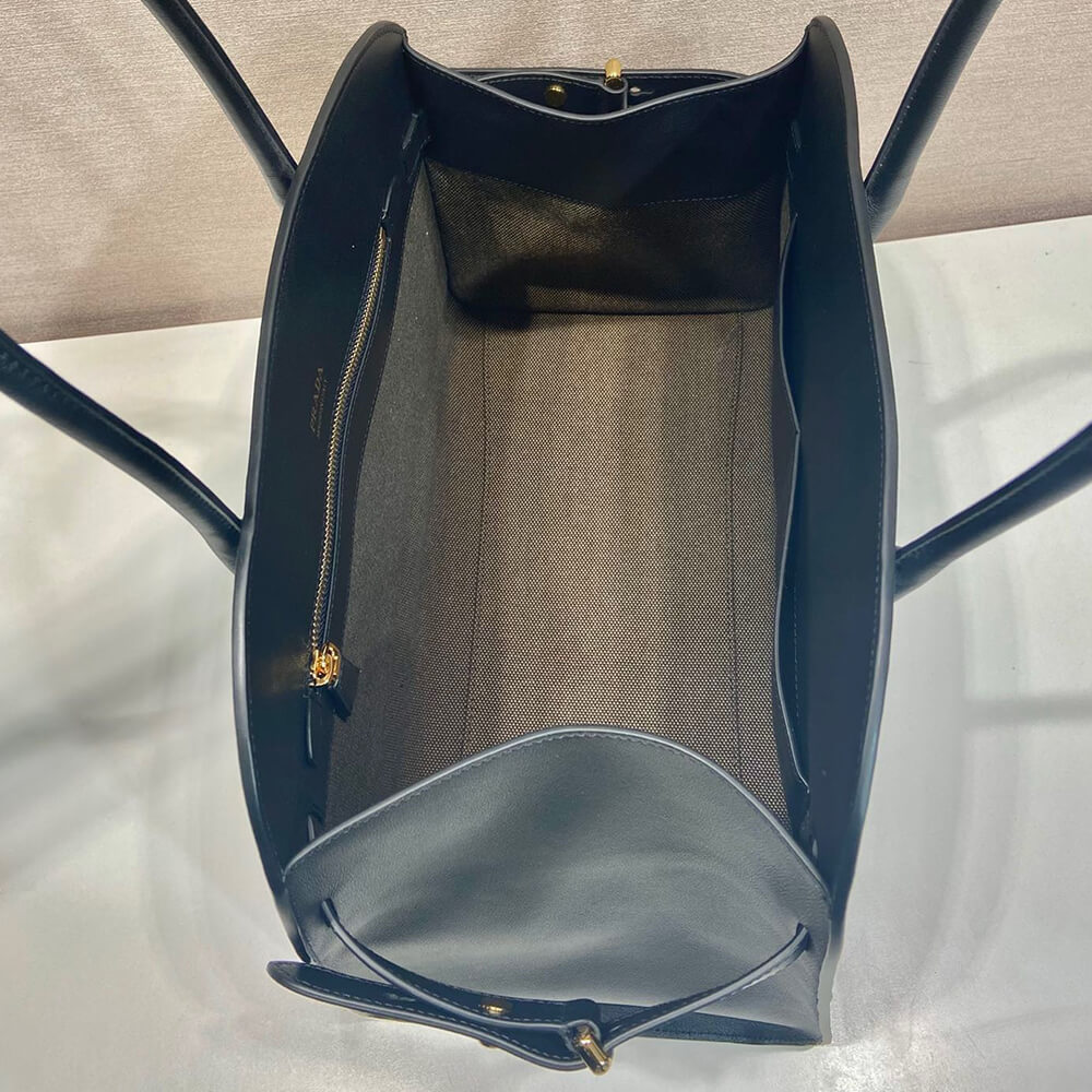 Pra*a large leather tote bag(high-end grade)