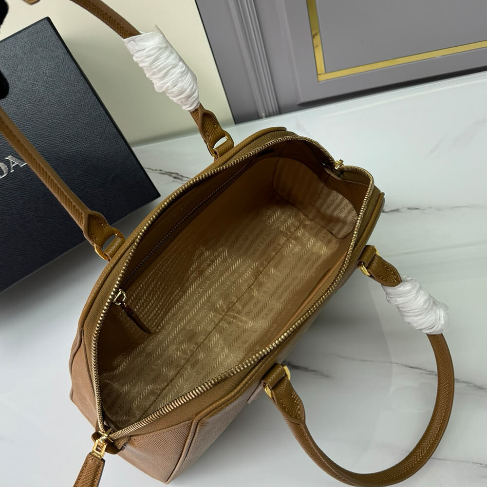 Pra*a medium saffiano leather bag(high-end grade)