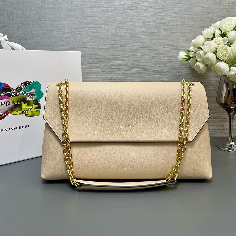 Pra*a medium leather shoulder bag (high-end grade)