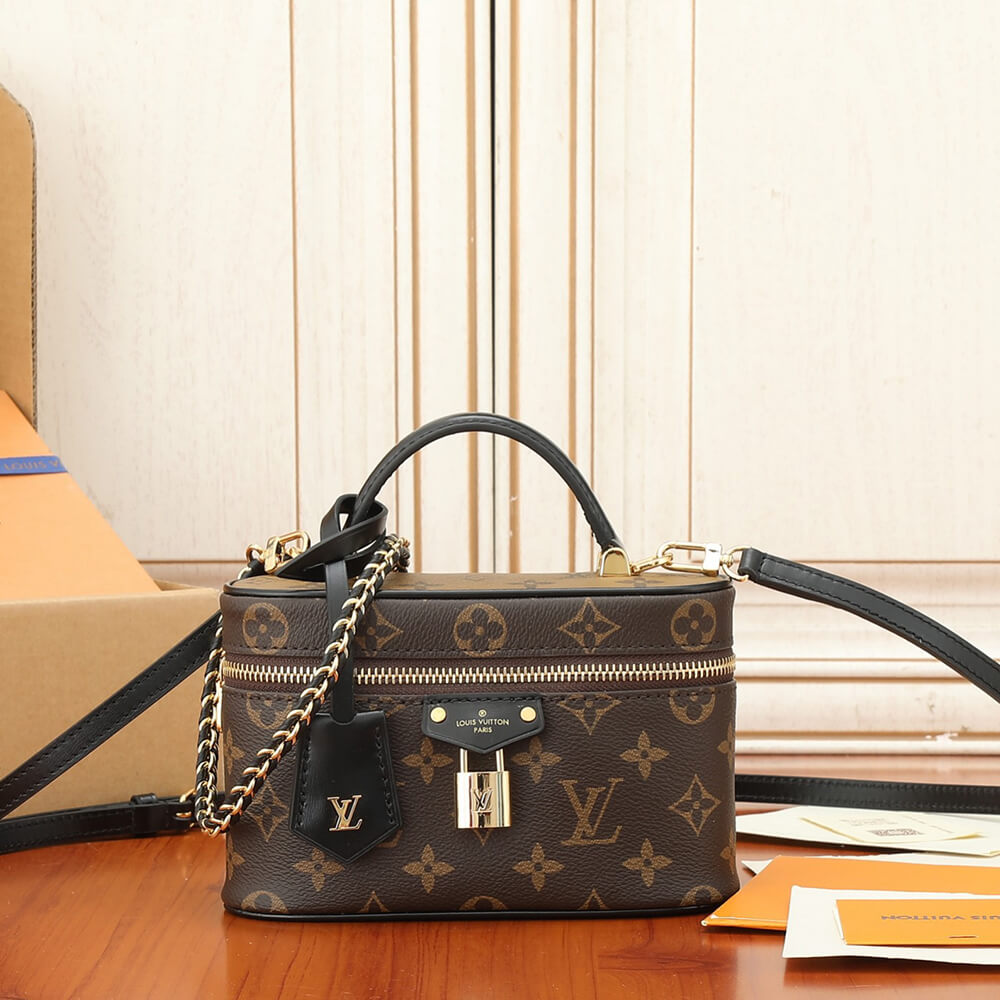 LV Vanity Chain Pouch