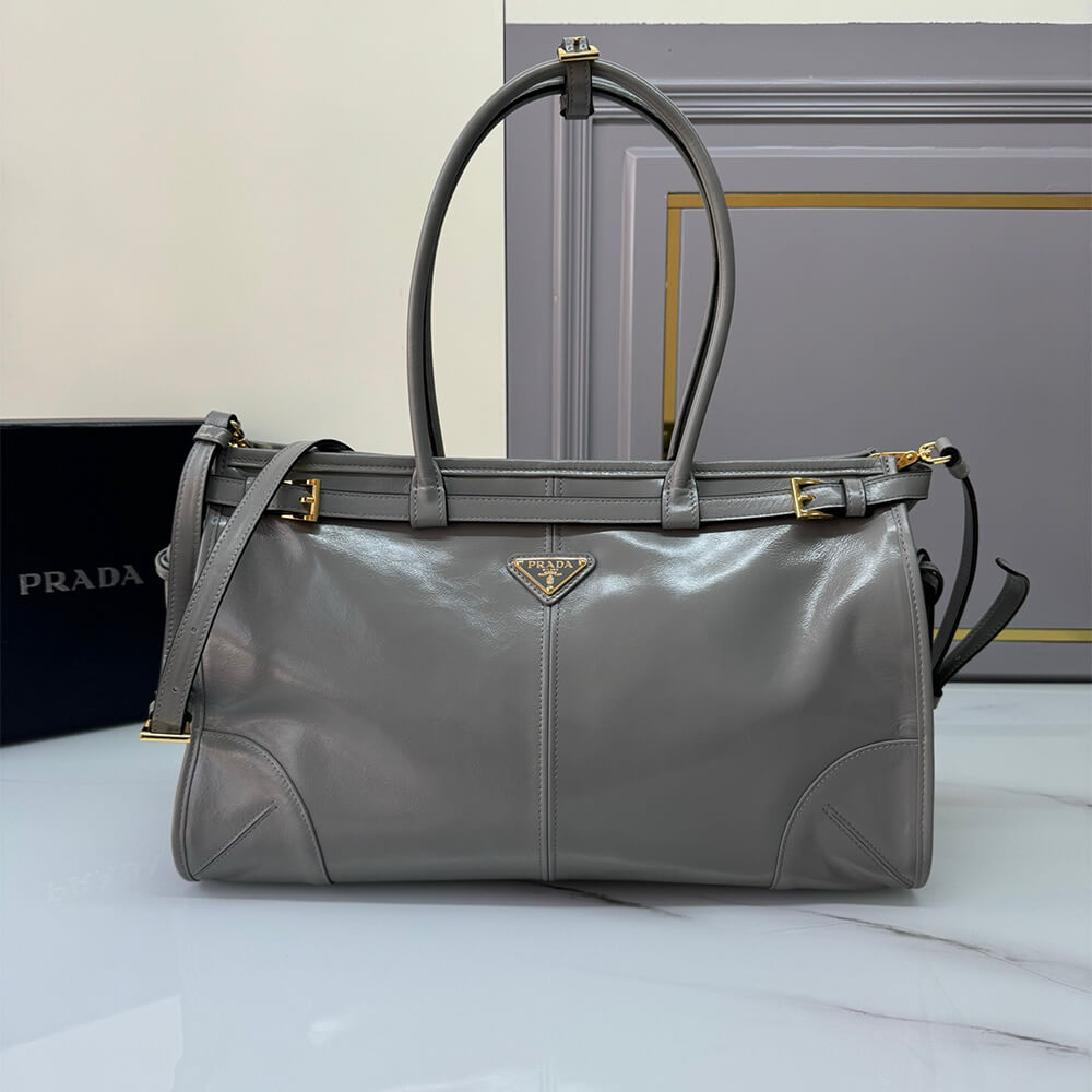 Pra*a large leather handbag(high-end grade)