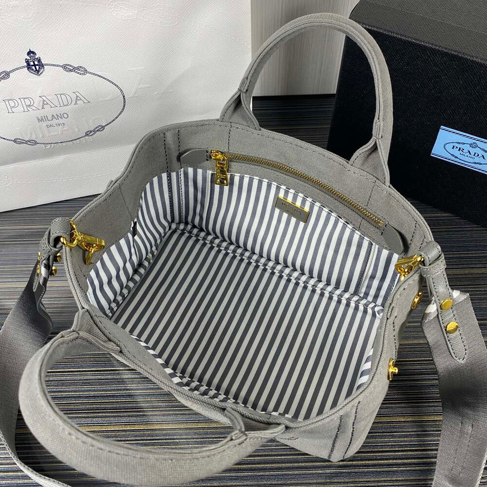 Pra*a canapa bag