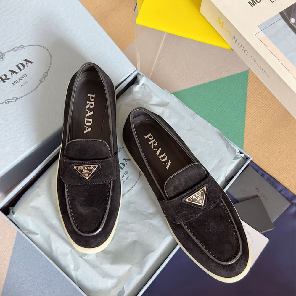 Pra*a unisex loafer
