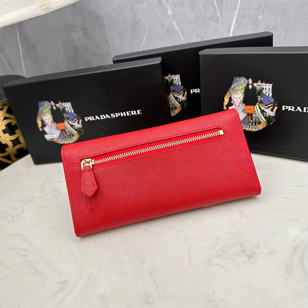 Pra*a wallet(high-end grade)