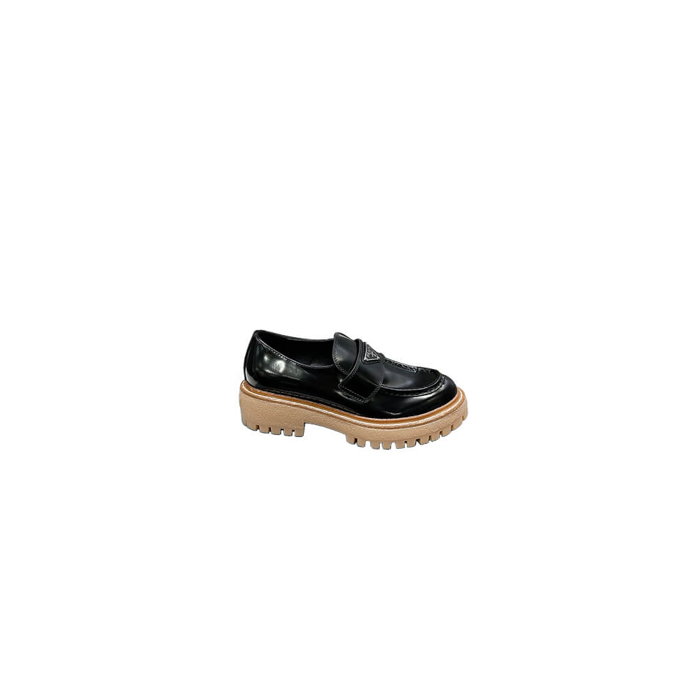 Pra*a leather loafers