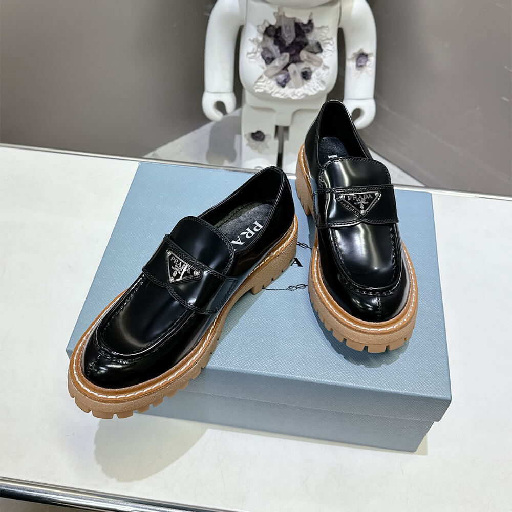 Pra*a leather loafers
