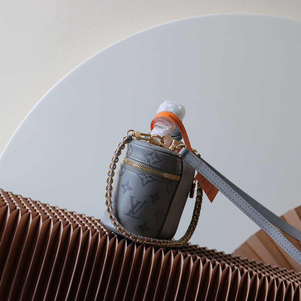 LV Vanity Chain Pouch