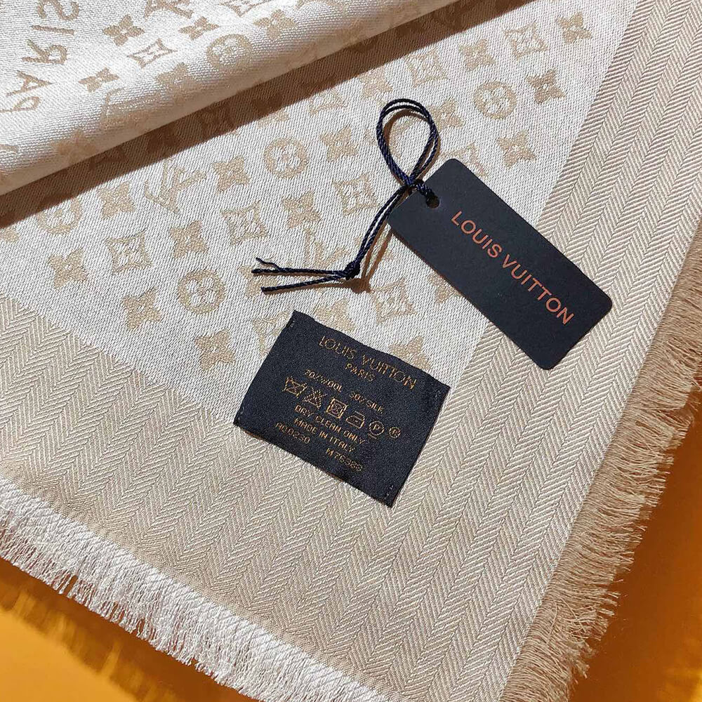 LV Evermore Shawl
