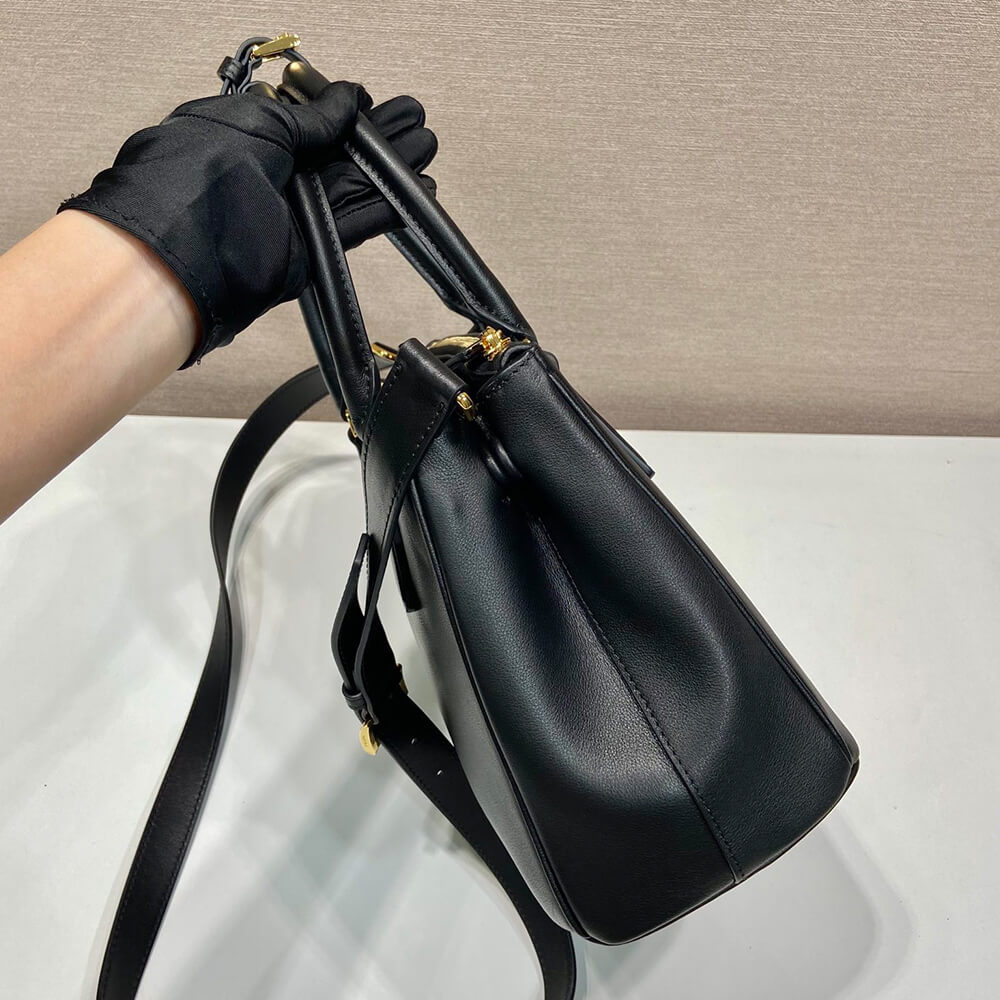 Pra*a new medium Pra*a galleria saffiano leather bag(high-end grade)